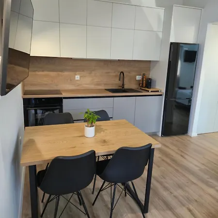 Apartment Bailando - Private Parking & Grill