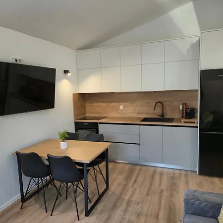Bailando - Private Parking & Grill Apartment