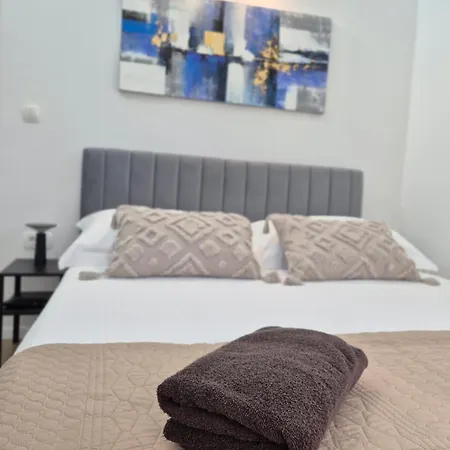 Bailando - Private Parking & Grill Apartment Zadar