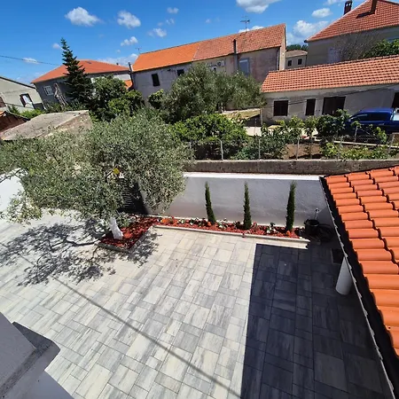 Bailando - Private Parking & Grill Apartment *
