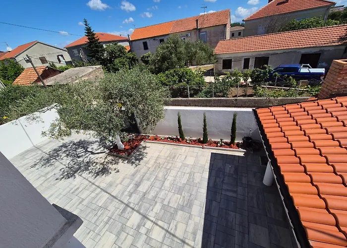 Bailando - Private Parking & Grill Apartman *