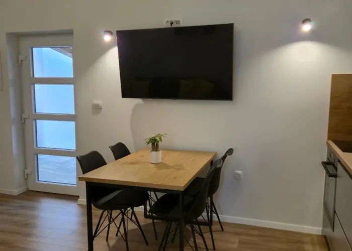 Apartman Bailando - Private Parking & Grill *