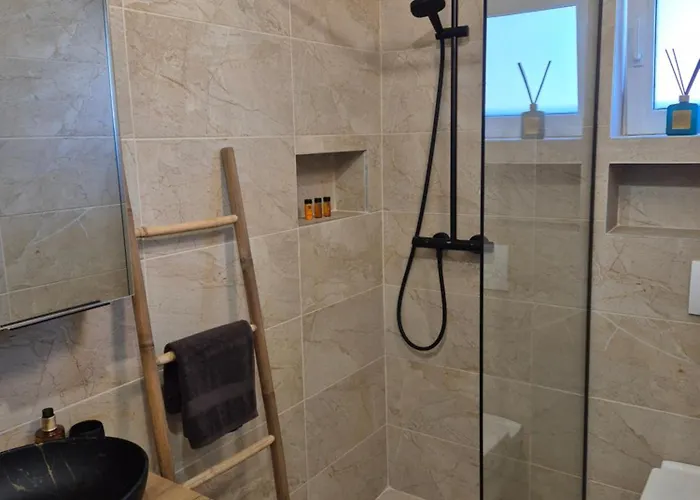 Apartman Bailando - Private Parking & Grill *